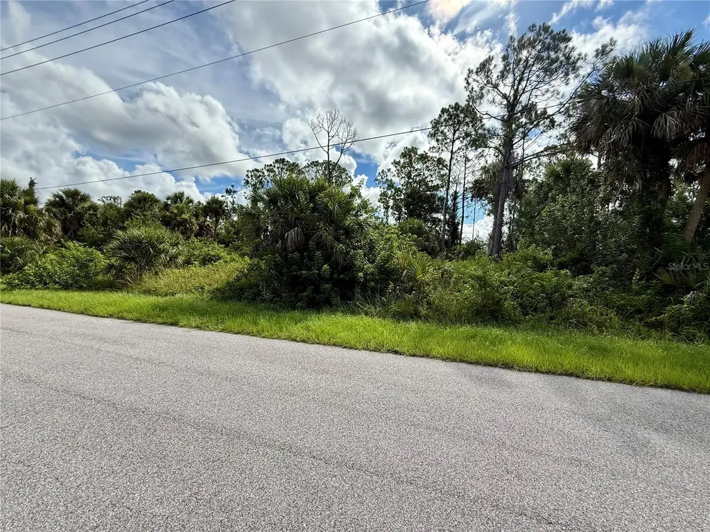 Oceanside Street North Port FL 34286