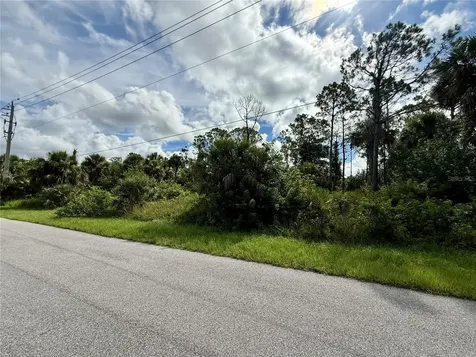 Oceanside Street North Port FL 34286