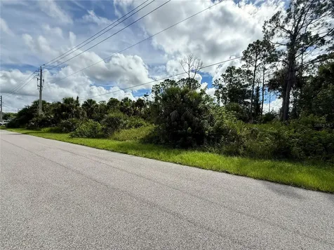 Oceanside Street North Port FL 34286