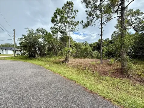 Lanai Avenue North Port FL 34288