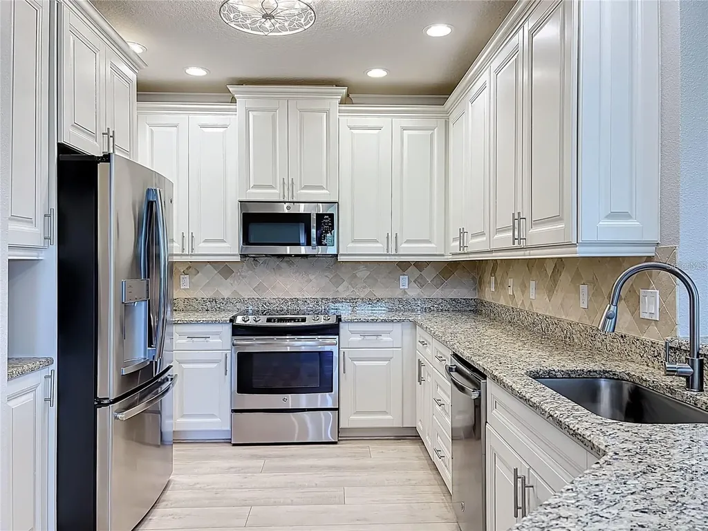 7810 34th Avenue W Bradenton FL 34209