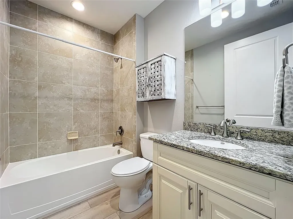7810 34th Avenue W Bradenton FL 34209