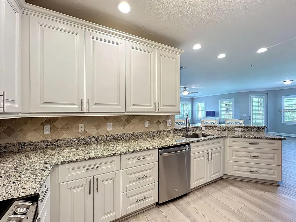7810 34th Avenue W Bradenton FL 34209
