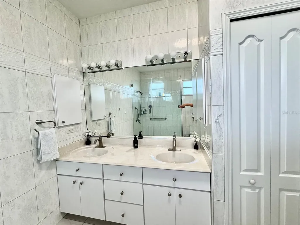 219 Venetia Avenue North Port FL 34287