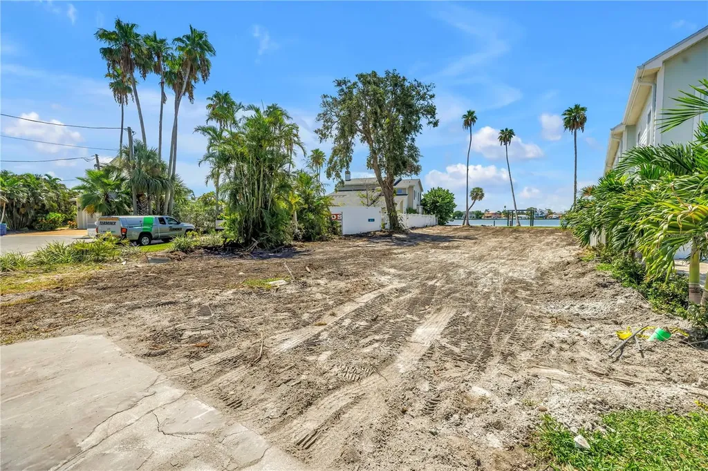 315 10th Avenue Indian Rocks Beach FL 33785