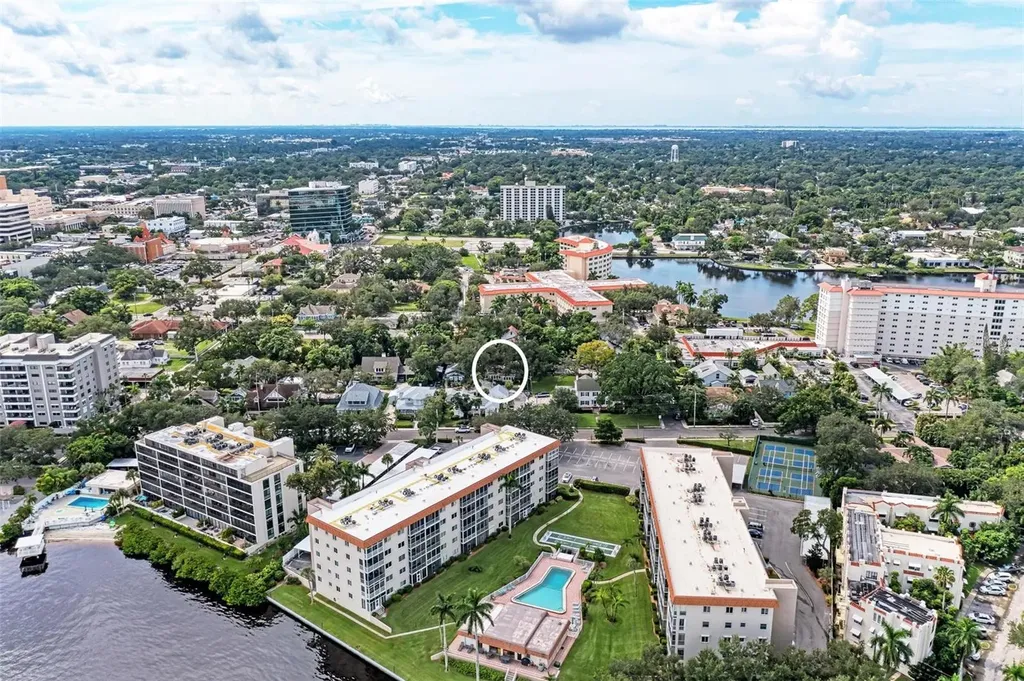 1533 1st Avenue Drive W Bradenton FL 34205