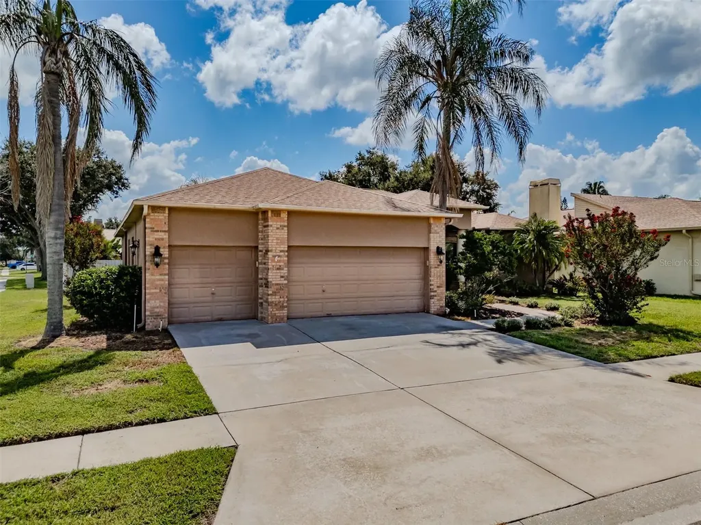 4401 Blantyre Place Valrico FL 33596