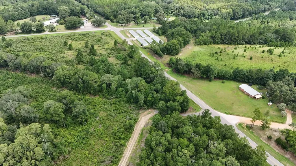 Pate Pond Road Caryville FL 32427