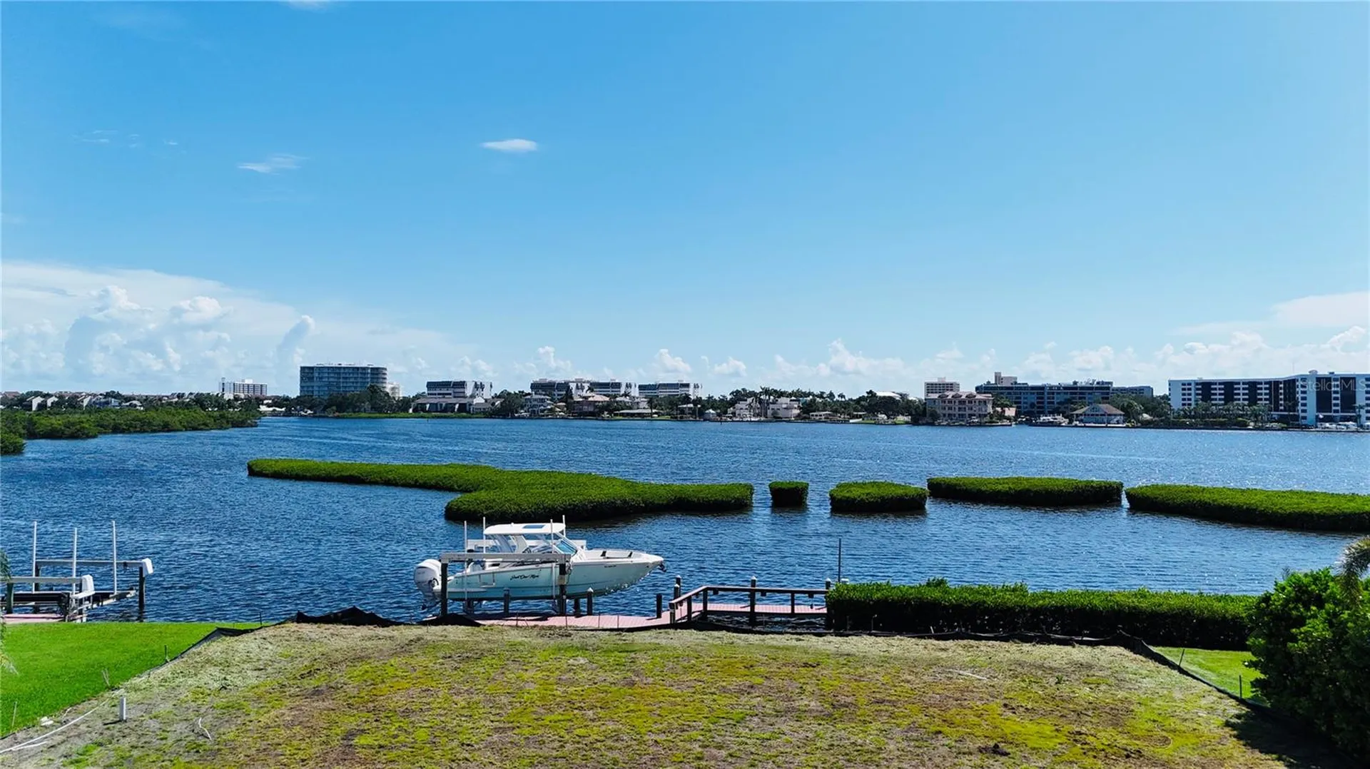 5848 Tidewood Avenue Sarasota FL 34231