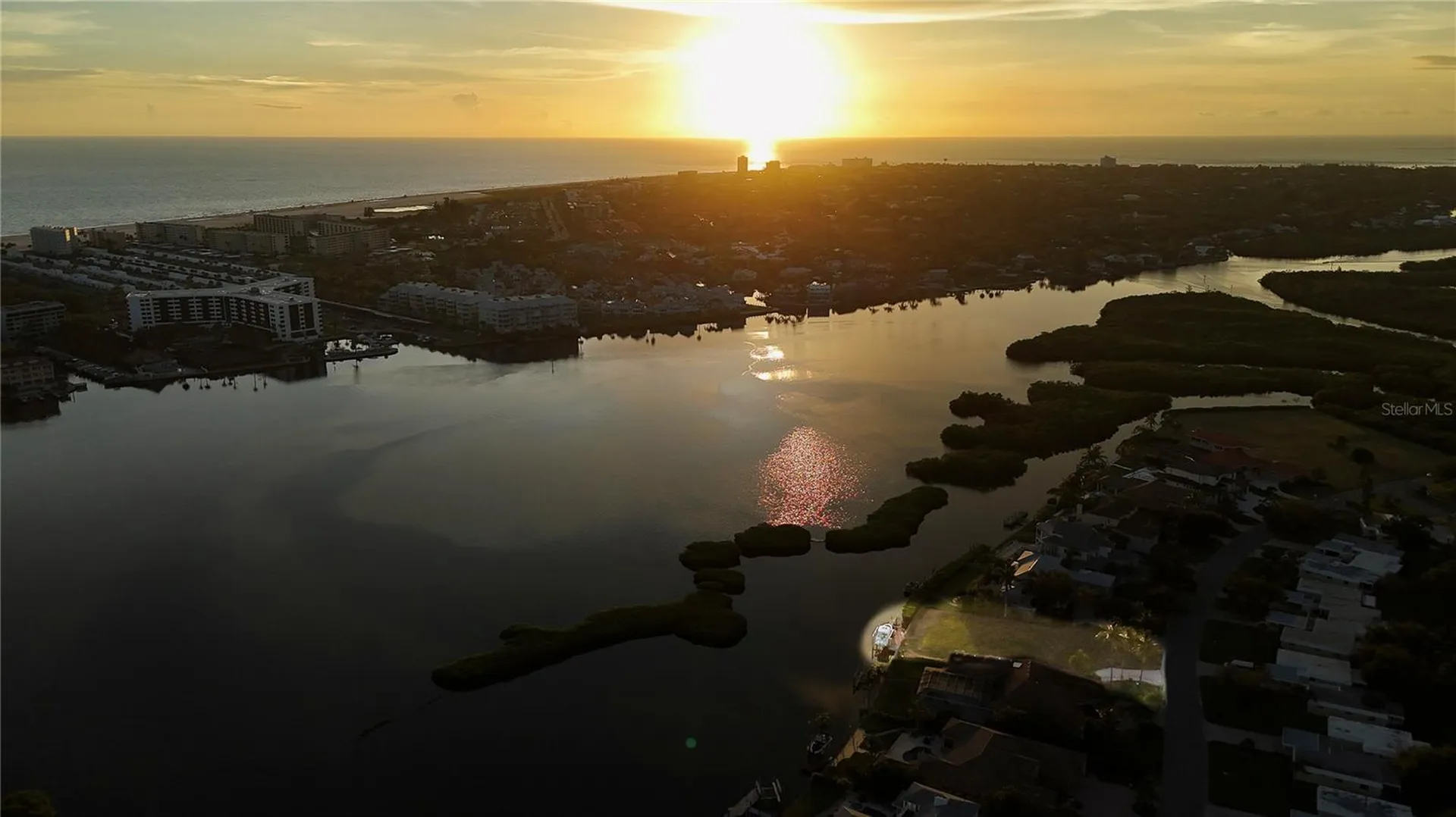 5848 Tidewood Avenue Sarasota FL 34231
