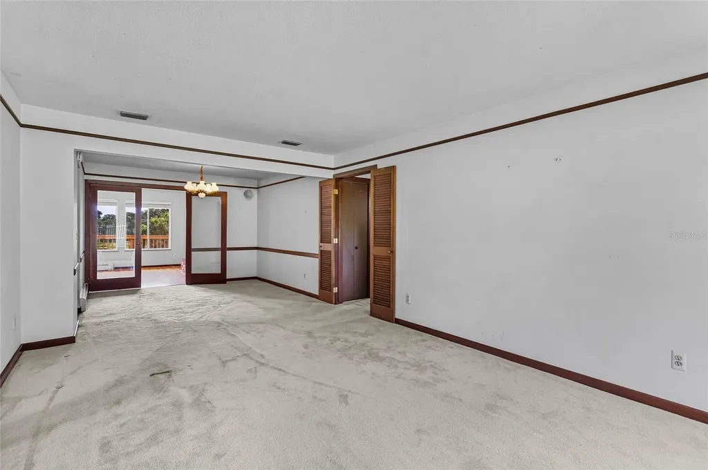 1422 E 8th Avenue Mount Dora FL 32757
