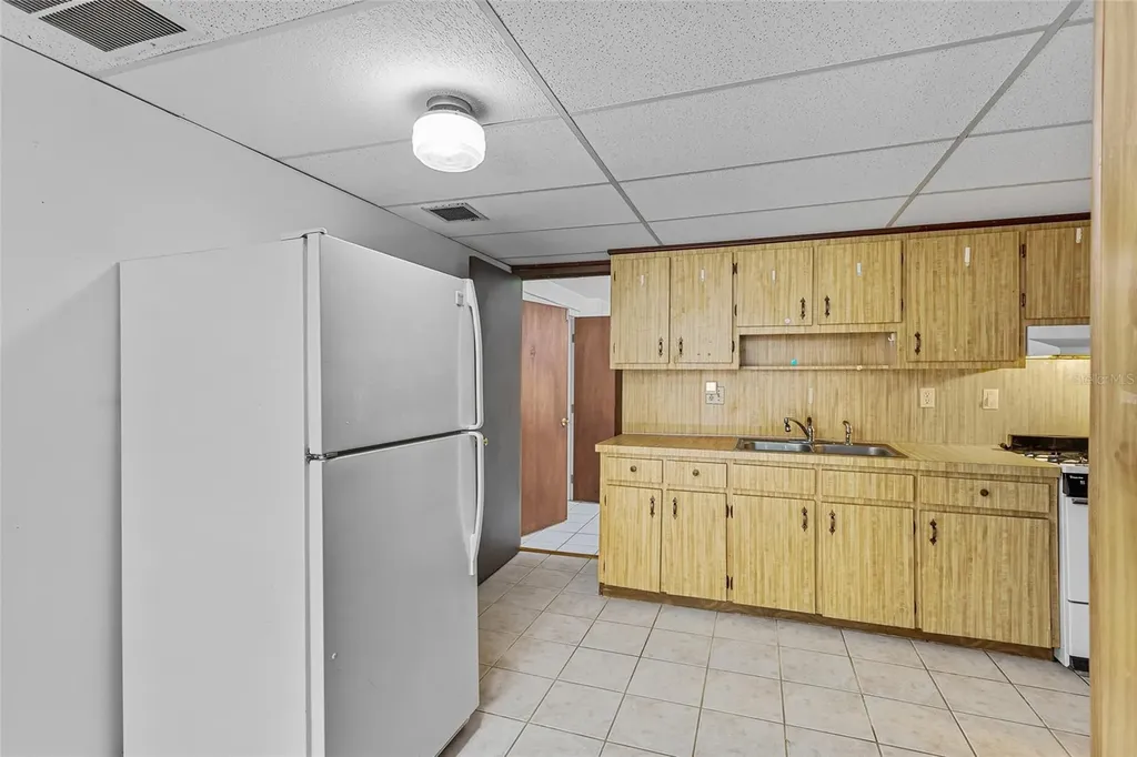 1422 E 8th Avenue Mount Dora FL 32757