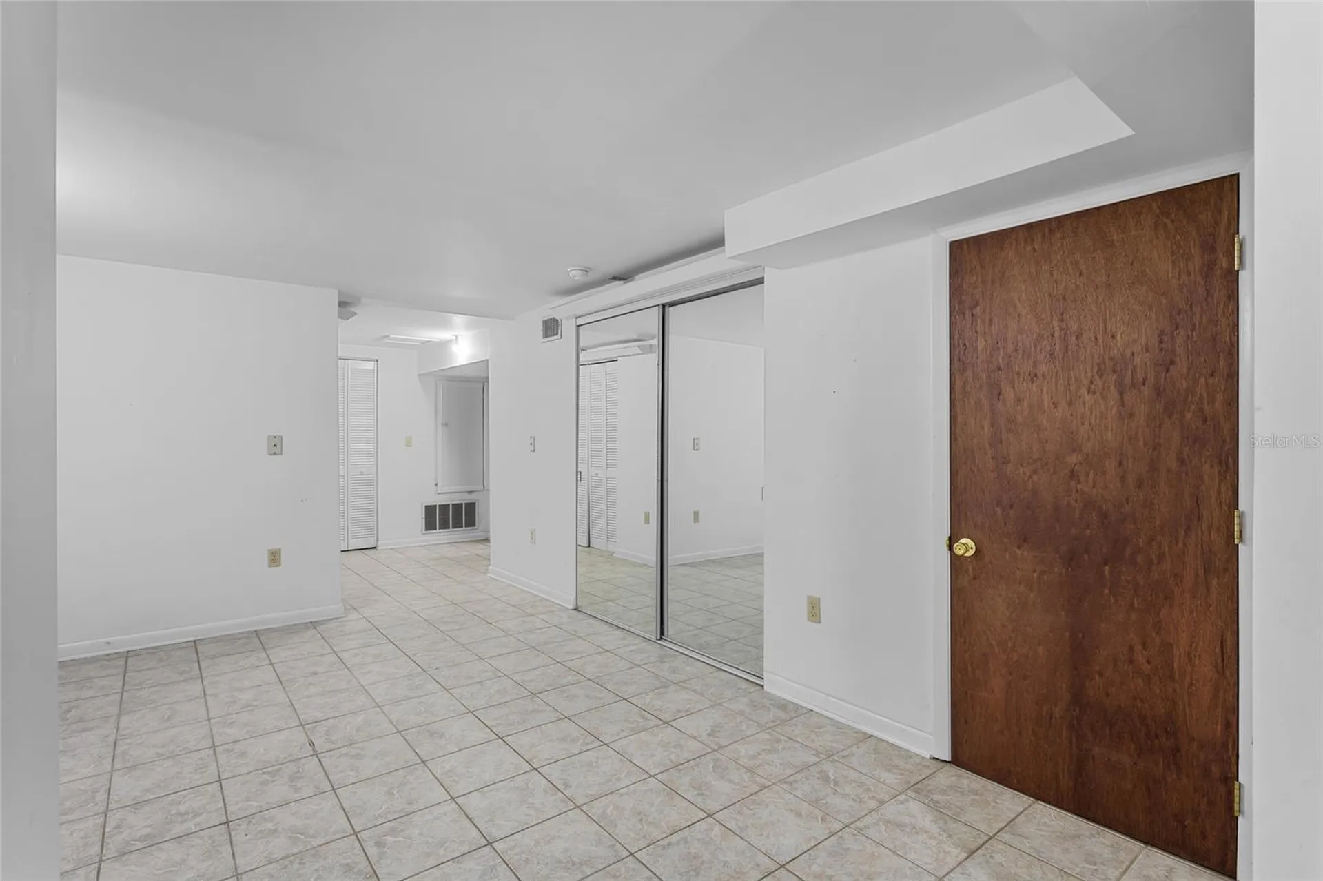 1422 E 8th Avenue Mount Dora FL 32757