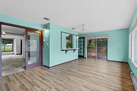 1422 E 8th Avenue Mount Dora FL 32757