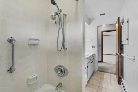 1422 E 8th Avenue Mount Dora FL 32757