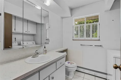 1422 E 8th Avenue Mount Dora FL 32757