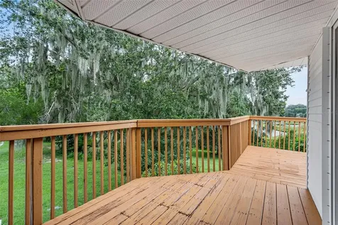 1422 E 8th Avenue Mount Dora FL 32757