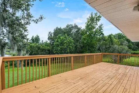 1422 E 8th Avenue Mount Dora FL 32757