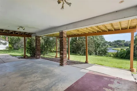 1422 E 8th Avenue Mount Dora FL 32757