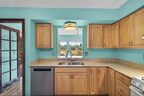 1422 E 8th Avenue Mount Dora FL 32757
