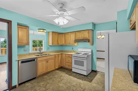 1422 E 8th Avenue Mount Dora FL 32757