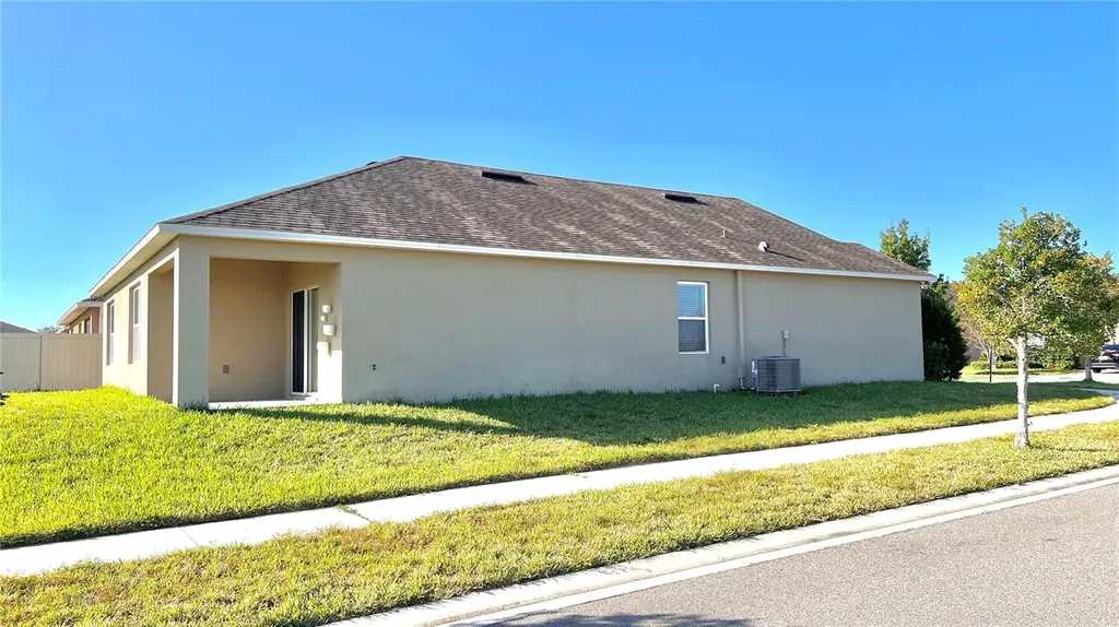 842 Guadalupe Drive Orange City FL 32763