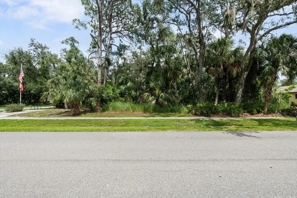 Bent Oak Drive Sarasota FL 34232