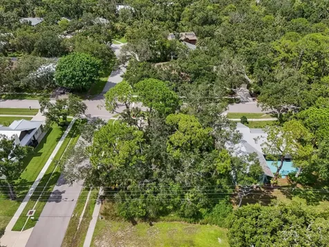 Bent Oak Drive Sarasota FL 34232