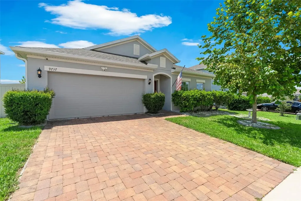 9737 Kinmore Drive Groveland FL 34736