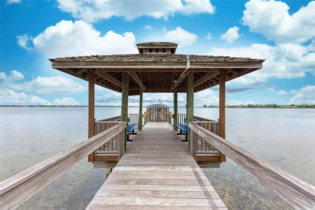 31 Seminole Drive Bradenton FL 34208