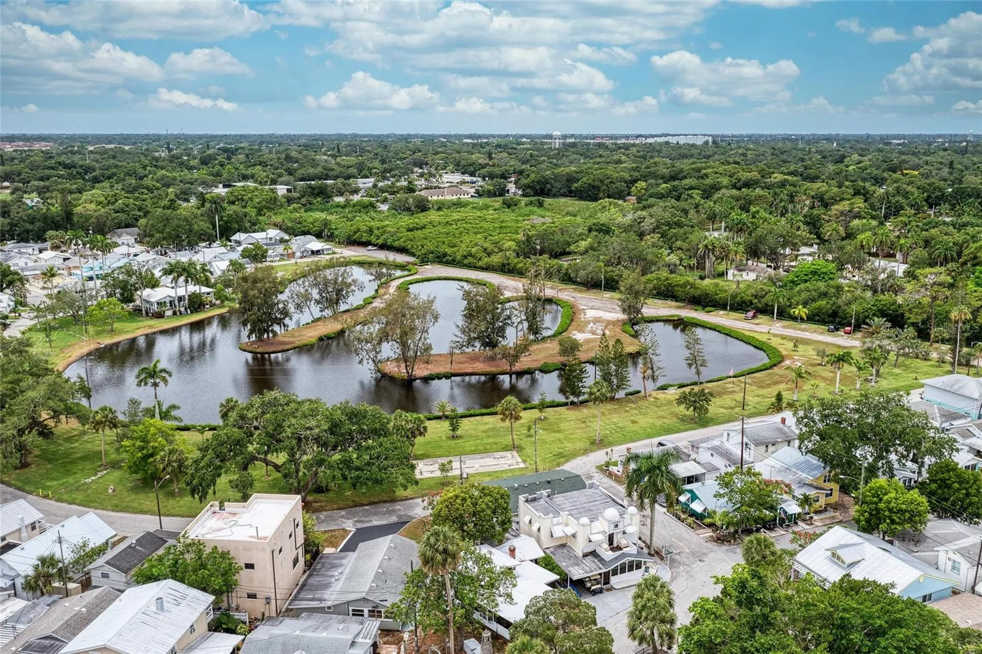 31 Seminole Drive Bradenton FL 34208