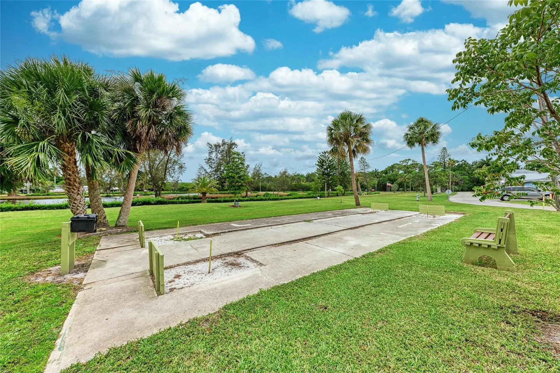 31 Seminole Drive Bradenton FL 34208