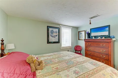 31 Seminole Drive Bradenton FL 34208
