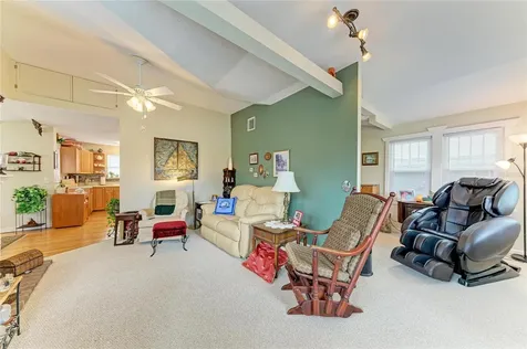 31 Seminole Drive Bradenton FL 34208
