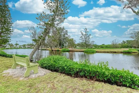 31 Seminole Drive Bradenton FL 34208