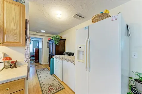 31 Seminole Drive Bradenton FL 34208