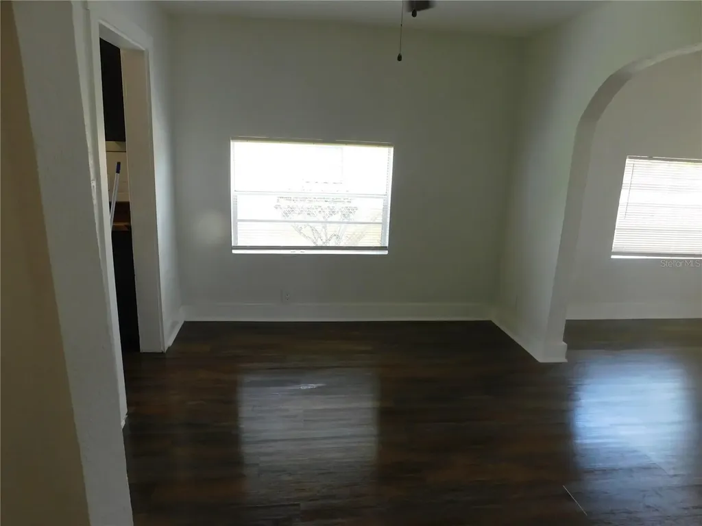 1009 17th Street S St Petersburg FL 33712