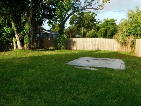 1009 17th Street S St Petersburg FL 33712