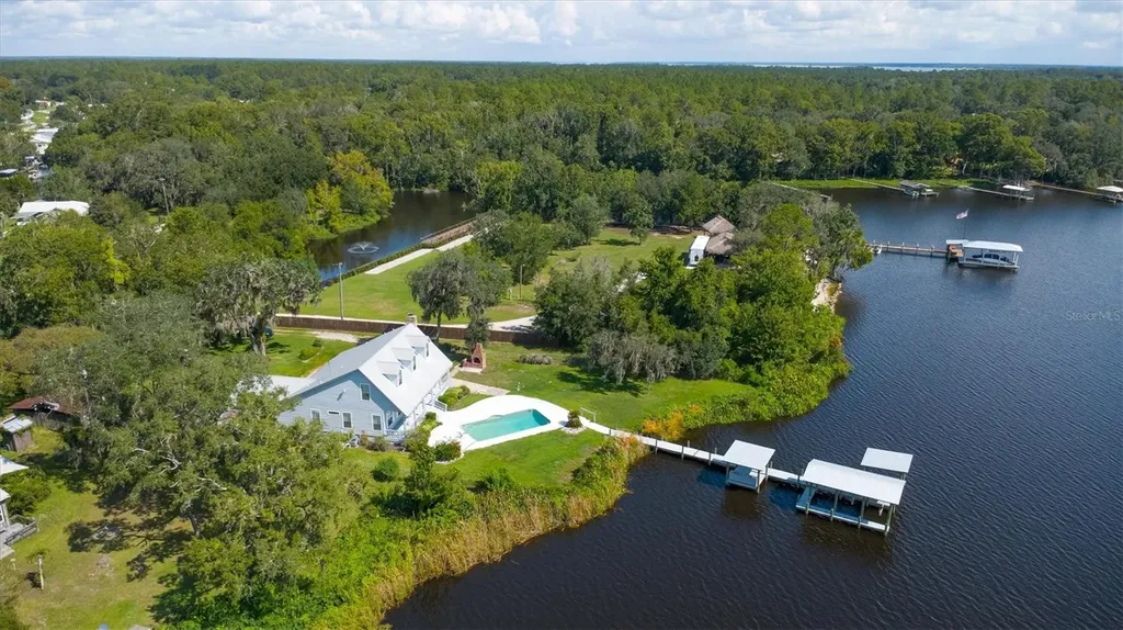108 Saint Johns Drive Palatka FL 32177