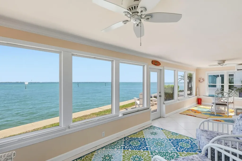 957 Spanish Drive N Longboat Key FL 34228