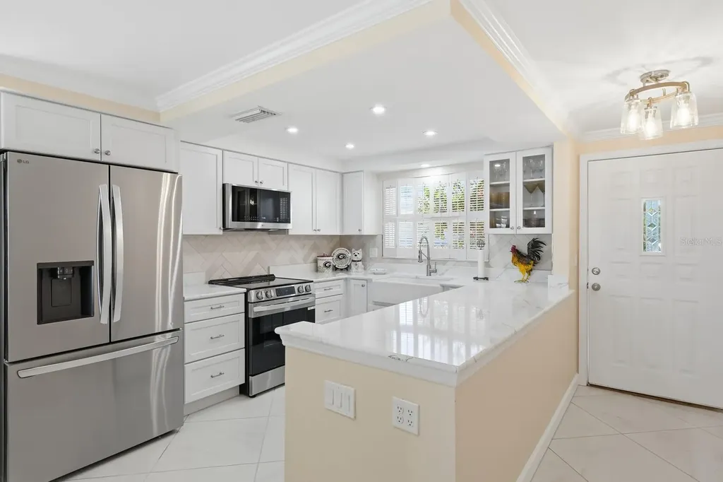 957 Spanish Drive N Longboat Key FL 34228