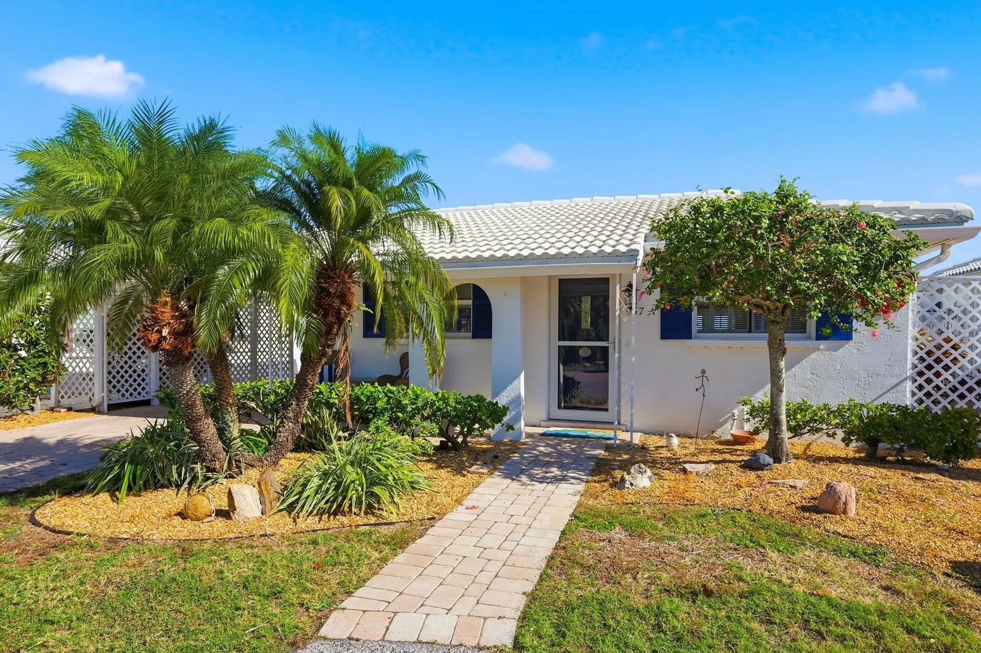 957 Spanish Drive N Longboat Key FL 34228