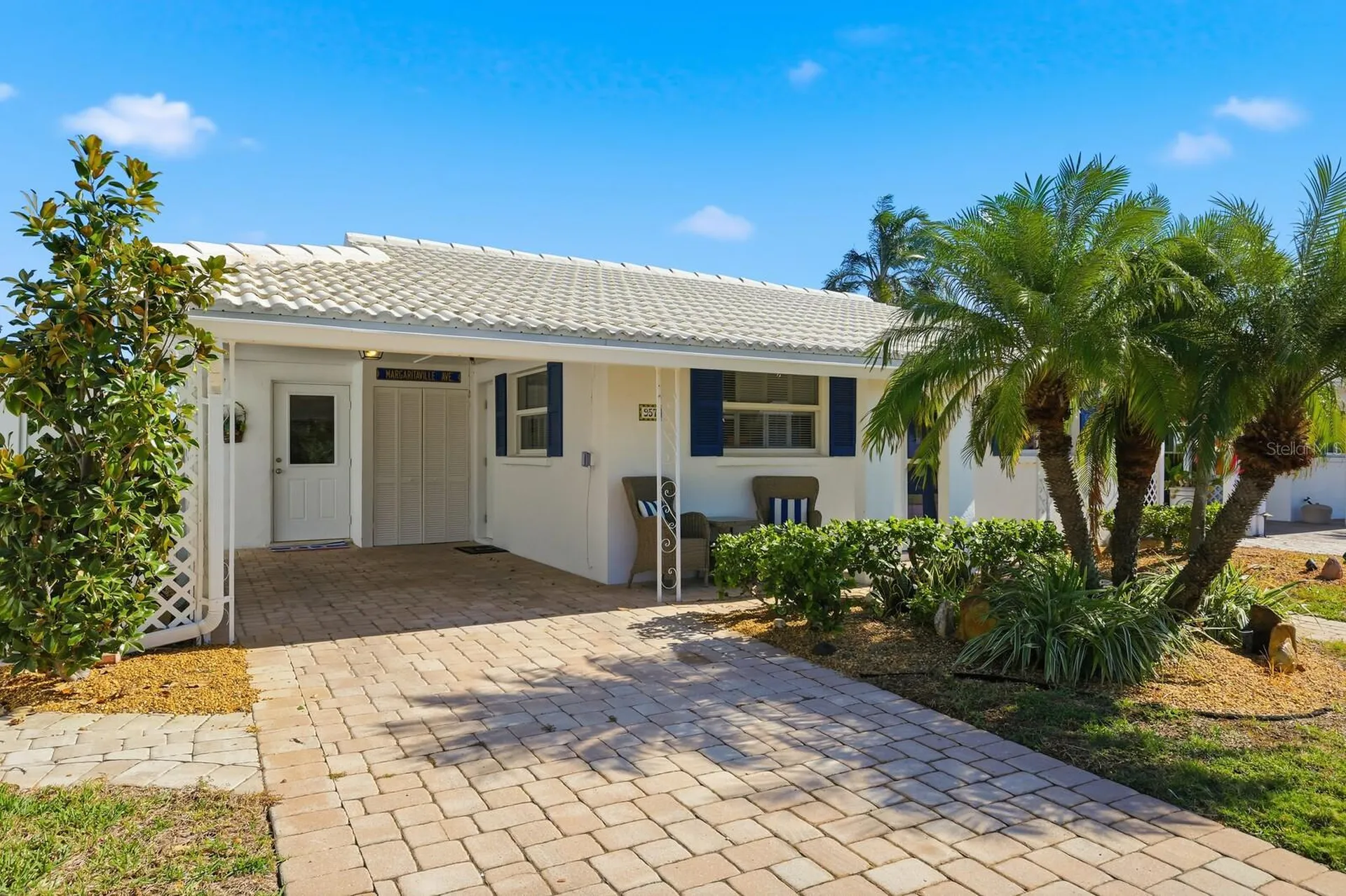 957 Spanish Drive N Longboat Key FL 34228