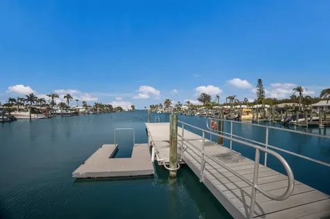 957 Spanish Drive N Longboat Key FL 34228