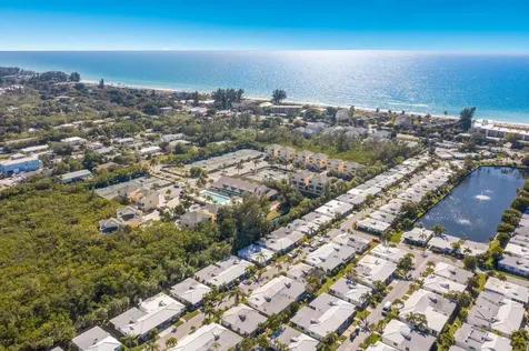 957 Spanish Drive N Longboat Key FL 34228