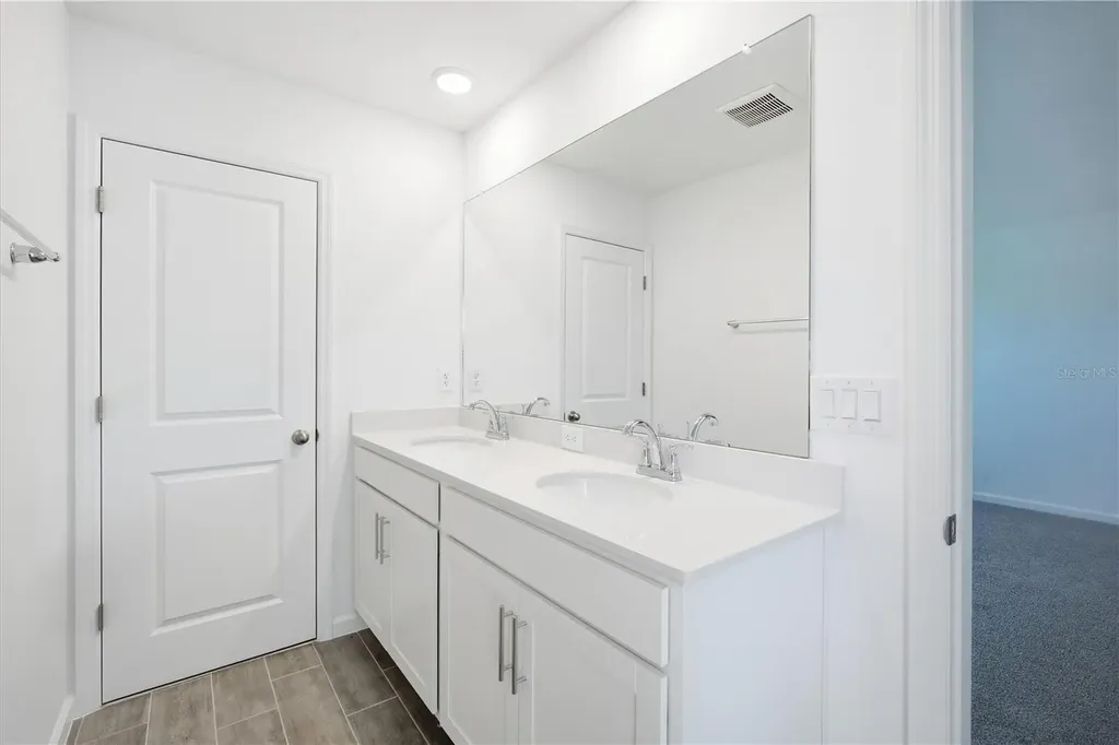 2427 29th Lane E Palmetto FL 34221