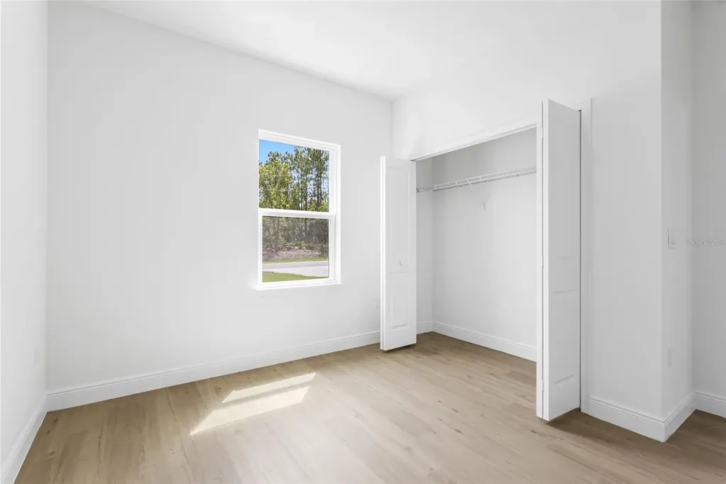 1071 W Hampshire Boulevard Dunnellon FL 34434