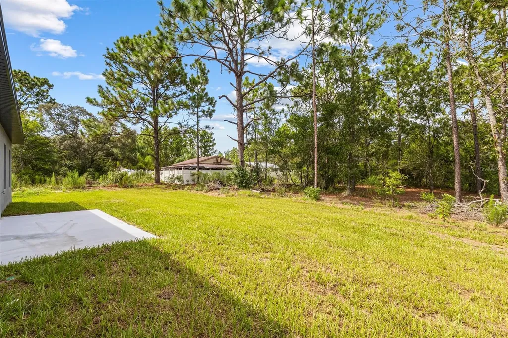 1071 W Hampshire Boulevard Dunnellon FL 34434
