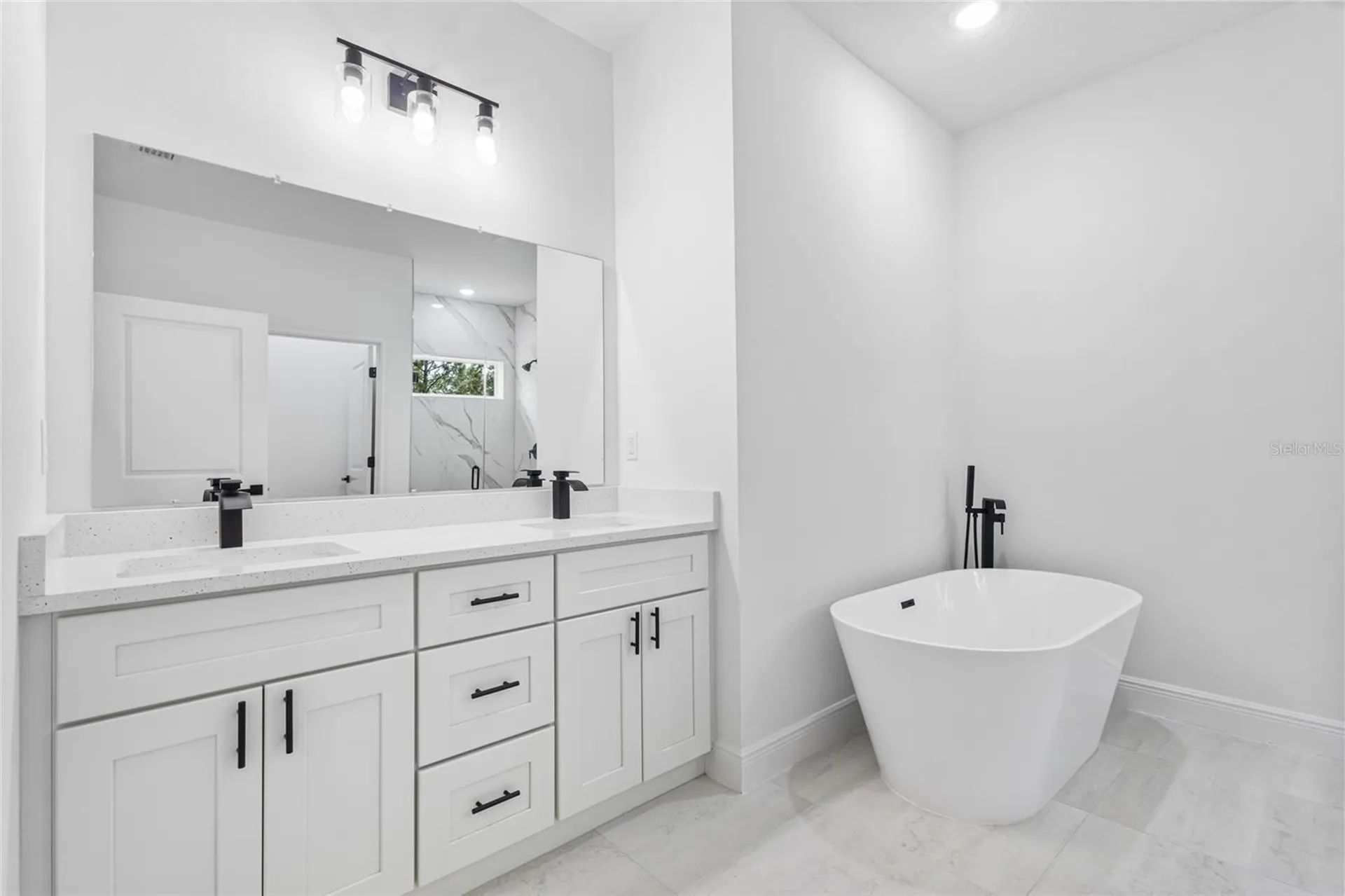 1071 W Hampshire Boulevard Dunnellon FL 34434