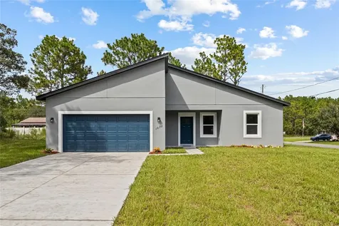 1071 W Hampshire Boulevard Dunnellon FL 34434